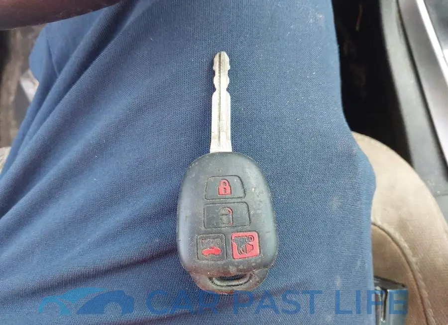 2T1BURHE5HC800991# 11