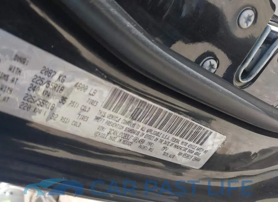 3C4NJDCB3JT401490# 9