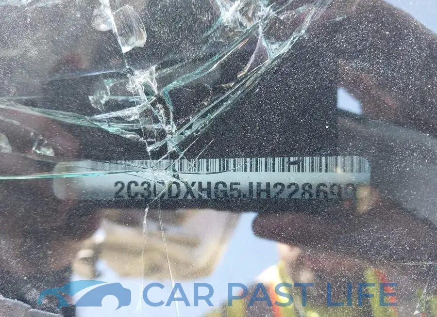 2C3CDXHG5JH228699# 17