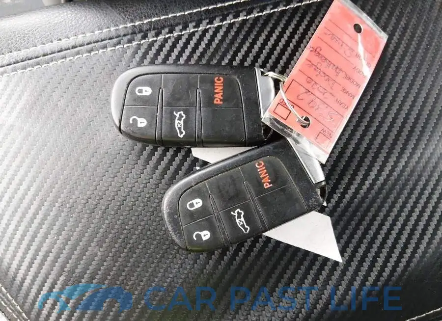 2C3CDZGG7LH220944# 11