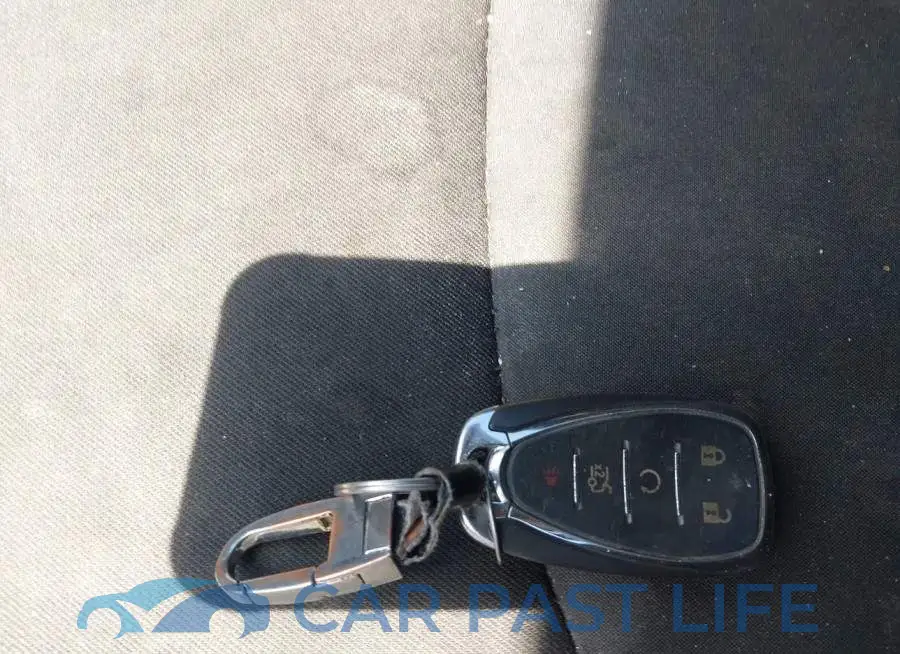 1G1ZB5ST4HF225867# 11
