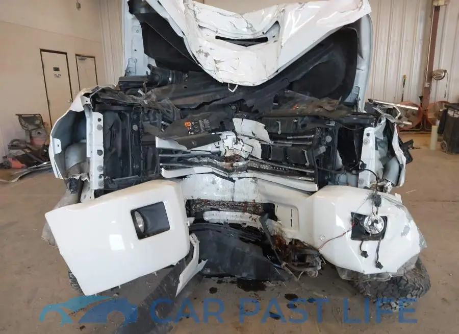 1GC1KWEY2JF251584# 12