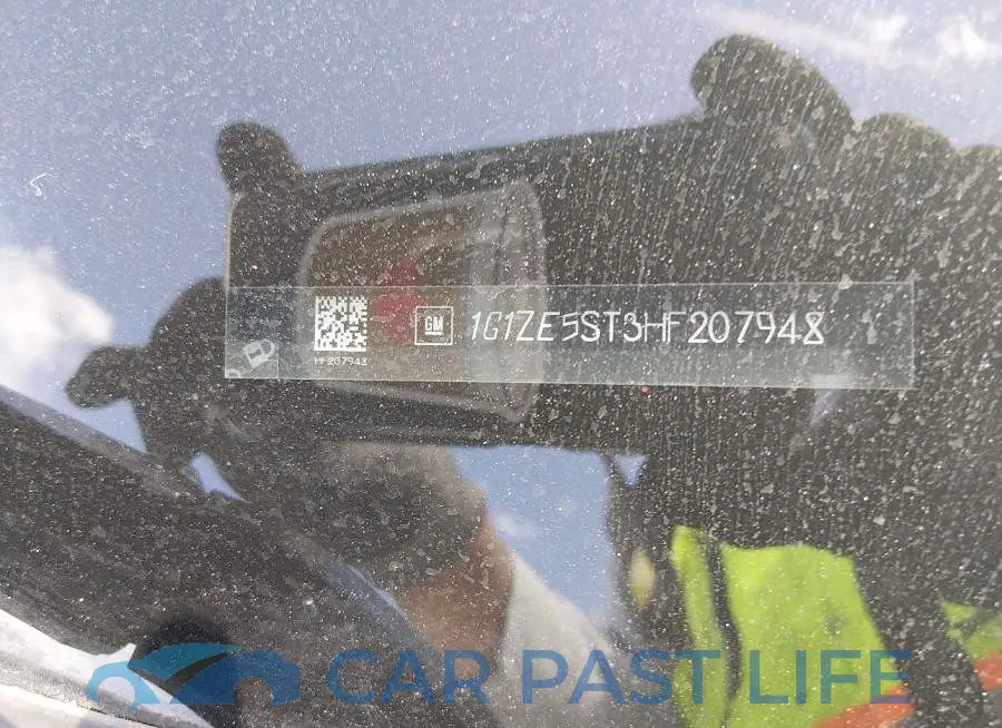 1G1ZE5ST3HF207948# 9