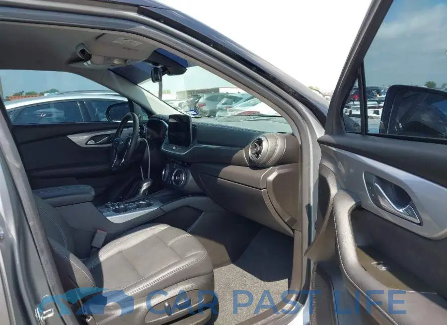 3GNKBDR46RS178900# 5