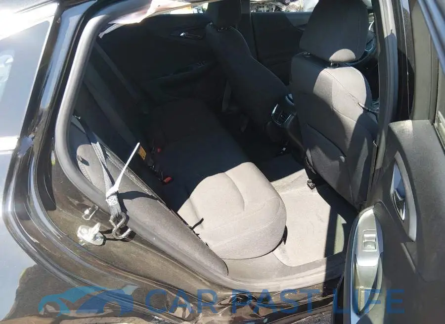 1G1ZD5ST2RF169858# 8