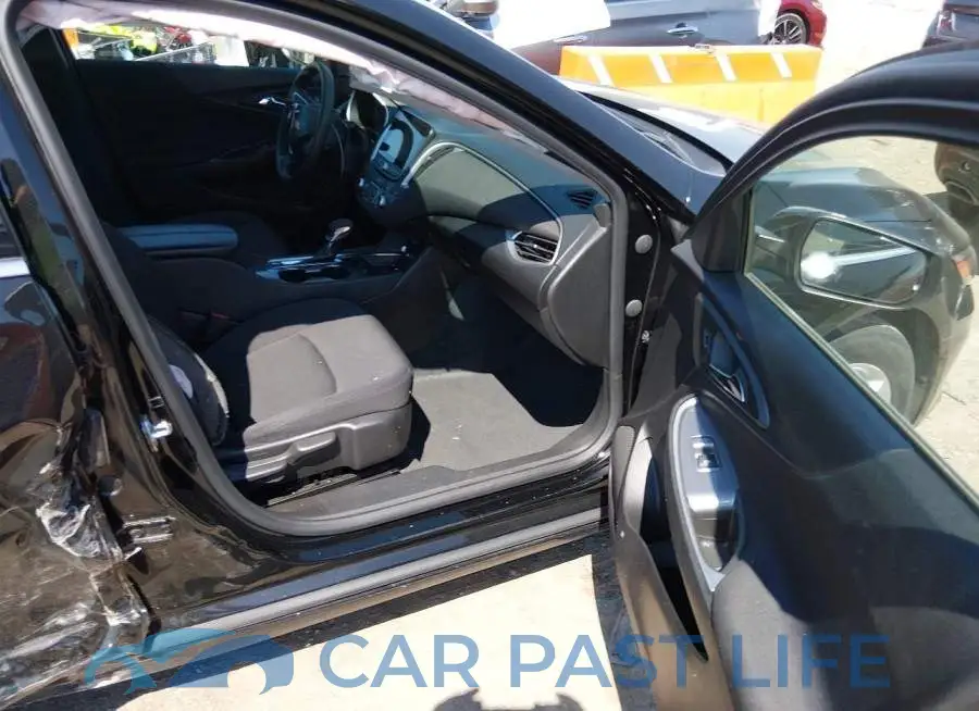 1G1ZD5ST2RF169858# 5
