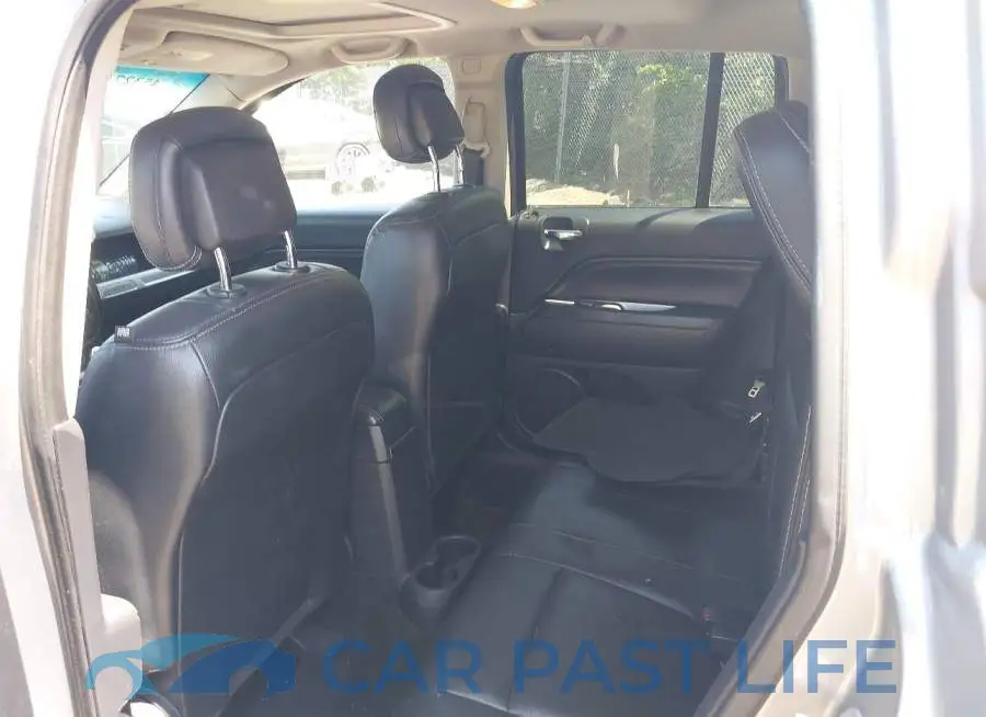 1C4NJDEB3HD169776# 8