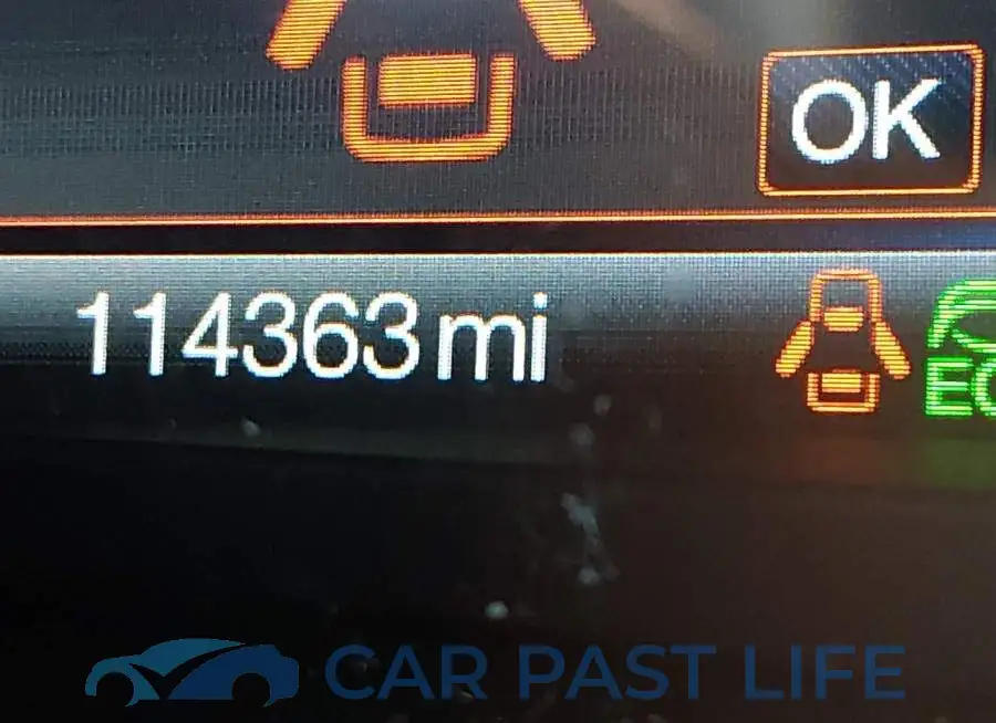 3FA6P0LU3JR102002# 15