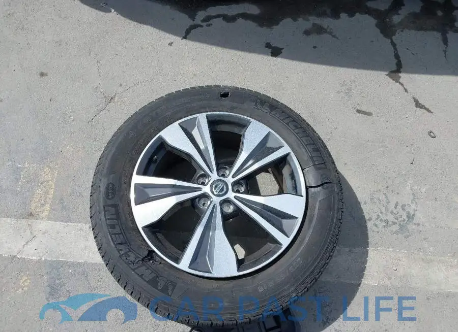5N1AZ2AS7NC129599# 12