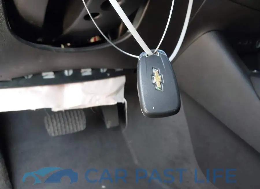 1G1ZD5ST2PF239632# 11