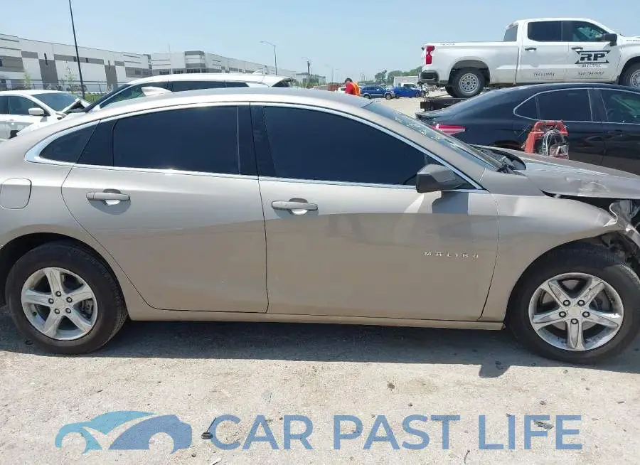 1G1ZD5ST2PF239632# 13