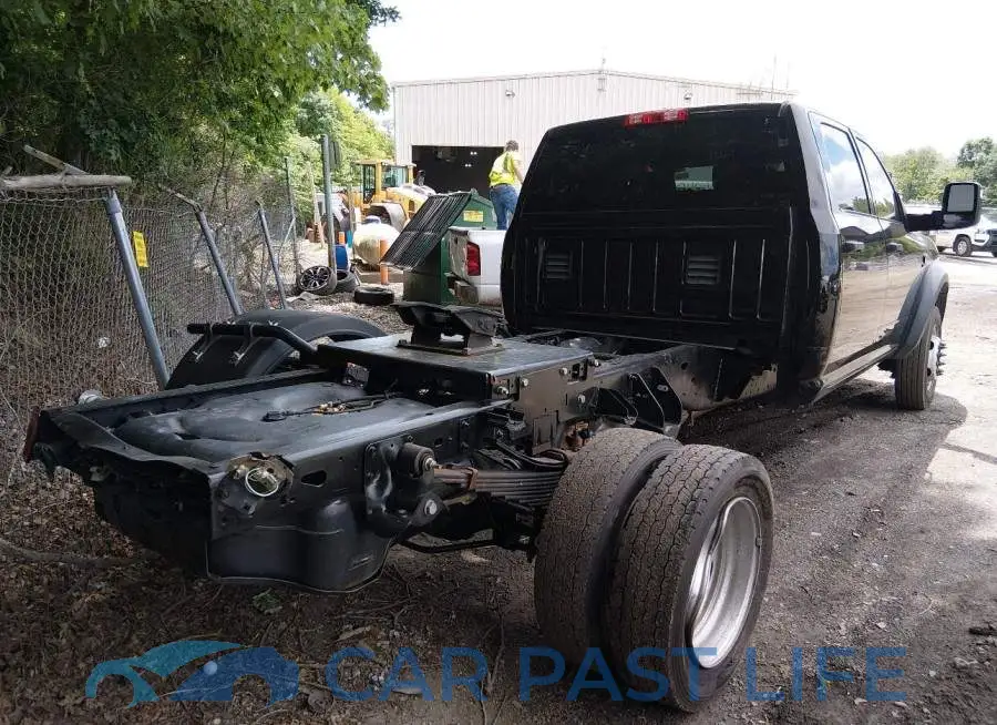 3C7WRNEL7RG349832# 4