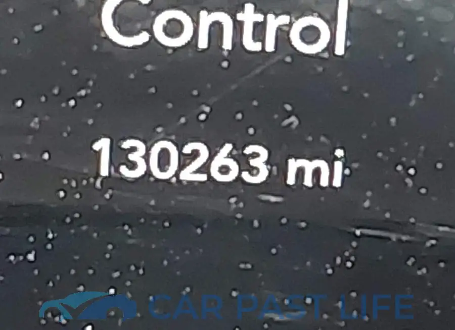 2C3CDXAT8JH163211# 15