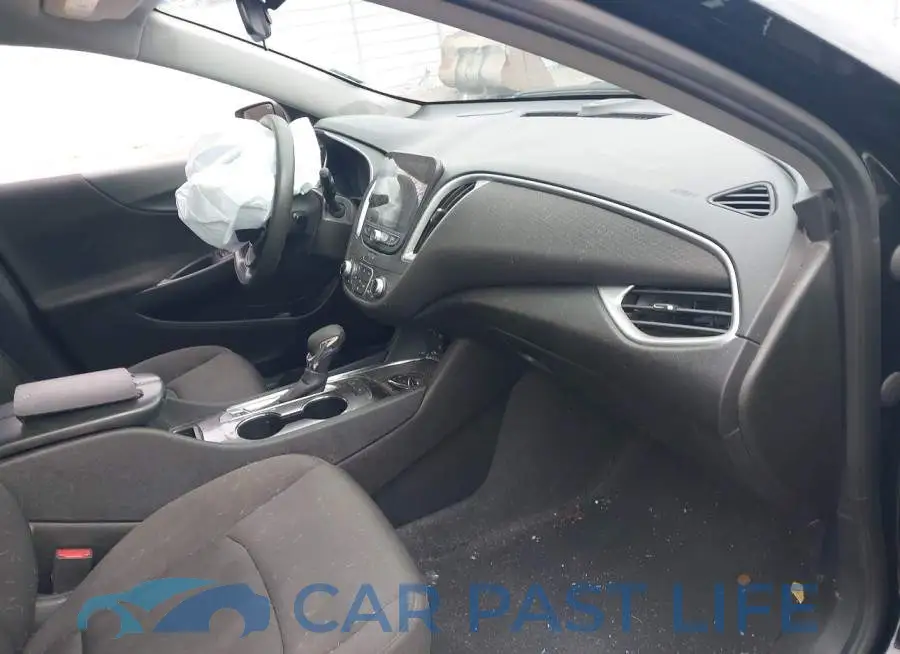 1G1ZD5ST1PF190505# 5