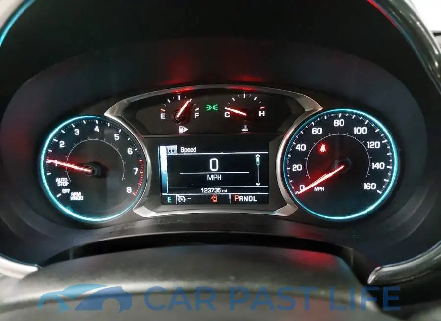 1G1ZD5ST5JF241530# 7
