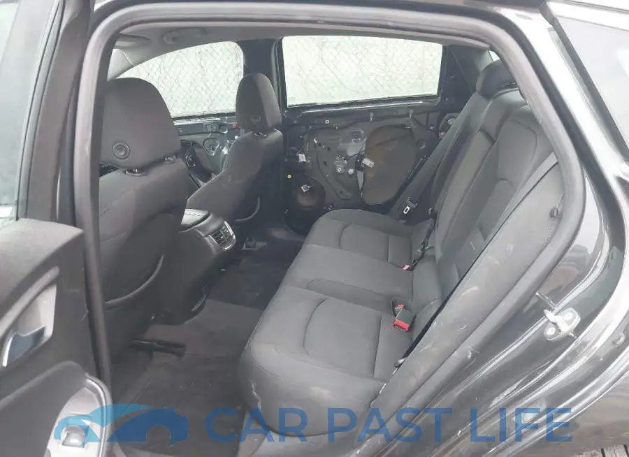 1G1ZD5ST7JF143387# 8