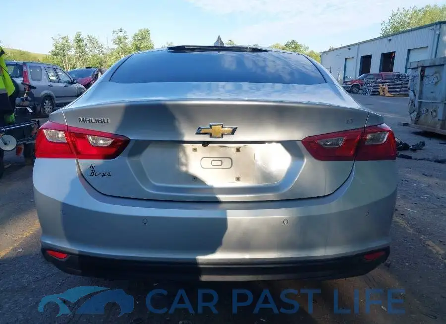 1G1ZD5ST7JF193643# 16