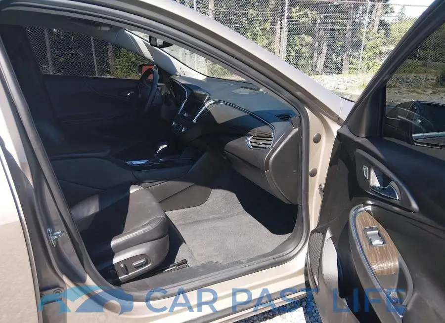 1G1ZE5ST4PF150657# 18