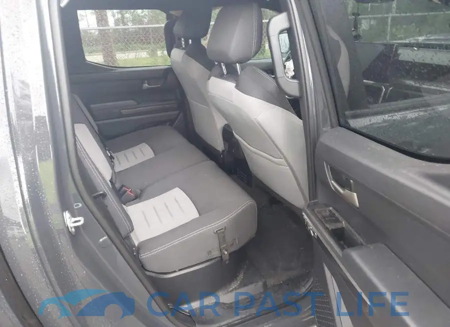 3TYLB5JN4ST070653# 8