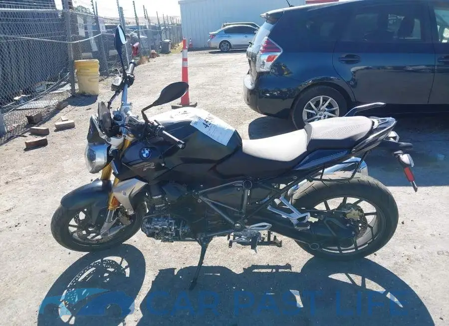 WB10J7301LZG71047# 13