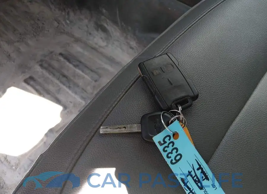 1GCGTBEN5L1160329# 11