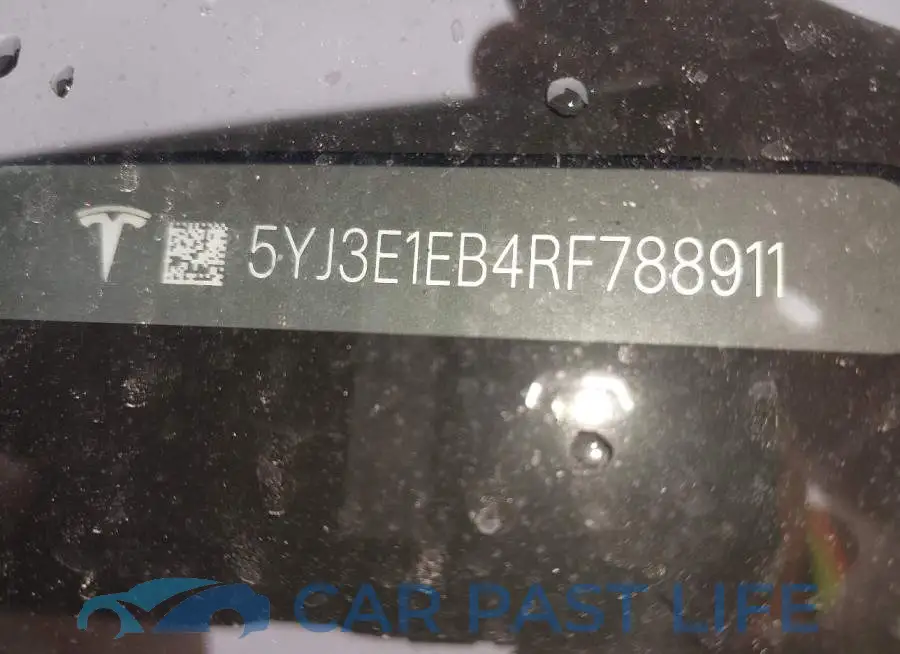 5YJ3E1EB4RF788911# 9