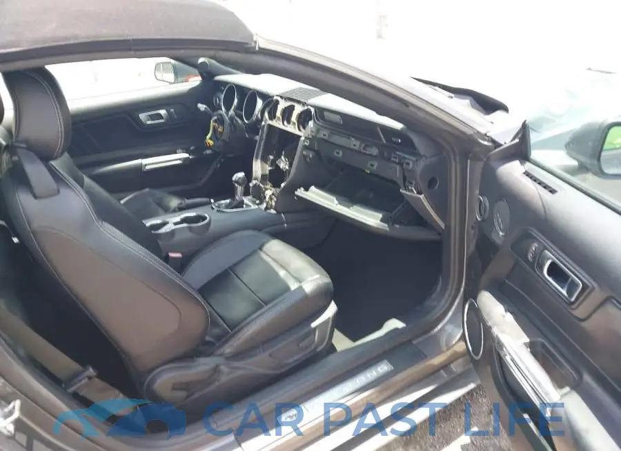 1FATP8UH6M5105258# 5