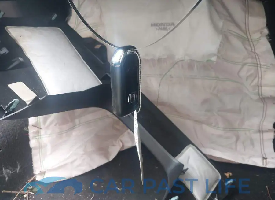1HGCV1F12JA052604# 11