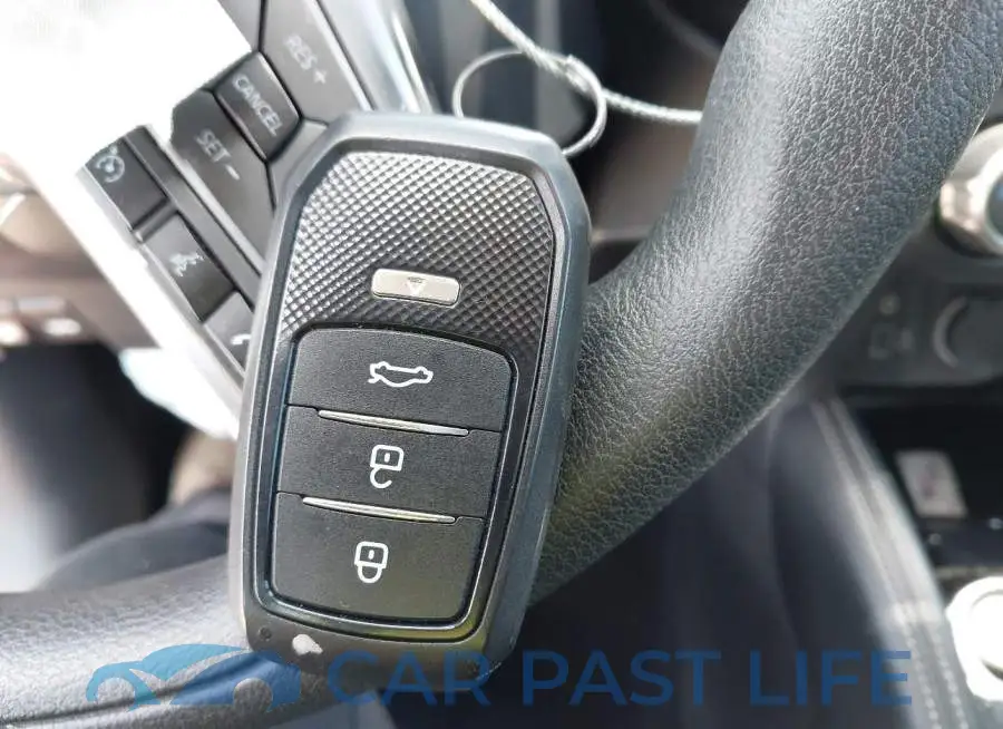 3N1CP5CU3KL496974# 11