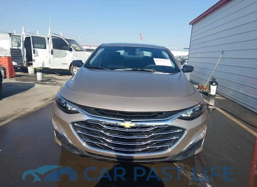 1G1ZB5ST8PF118447# 12