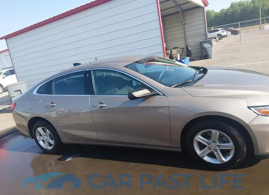1G1ZB5ST8PF118447# 13