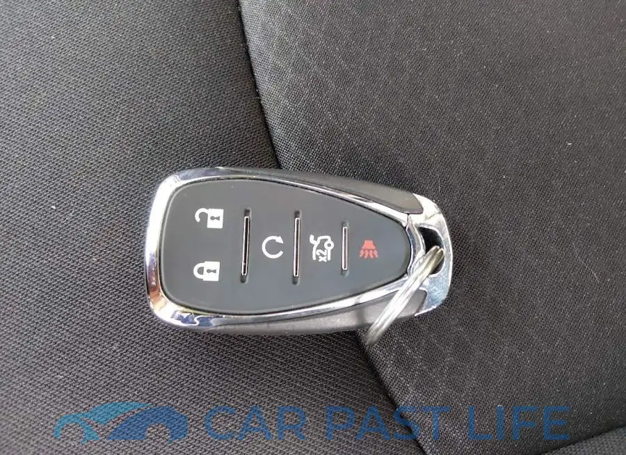 1G1ZB5ST8PF118447# 11