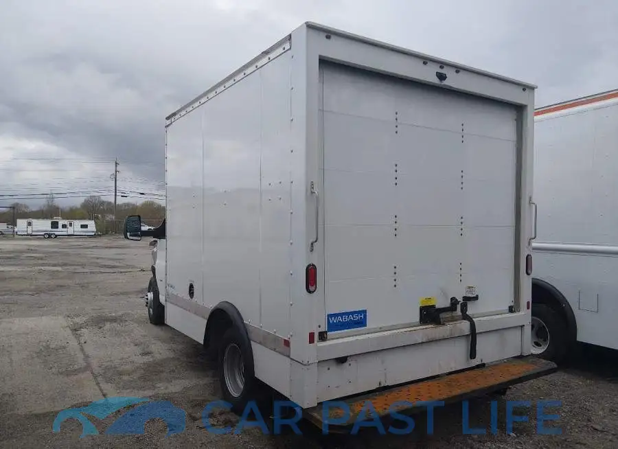 1HA3GRC78RN015461# 3