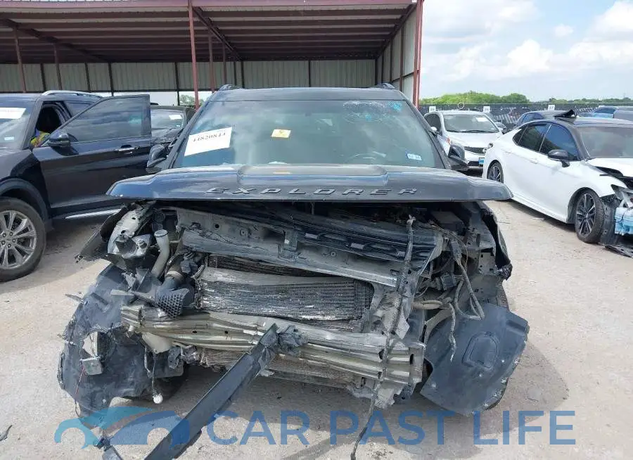 1FM5K8GT3HGD16764# 11