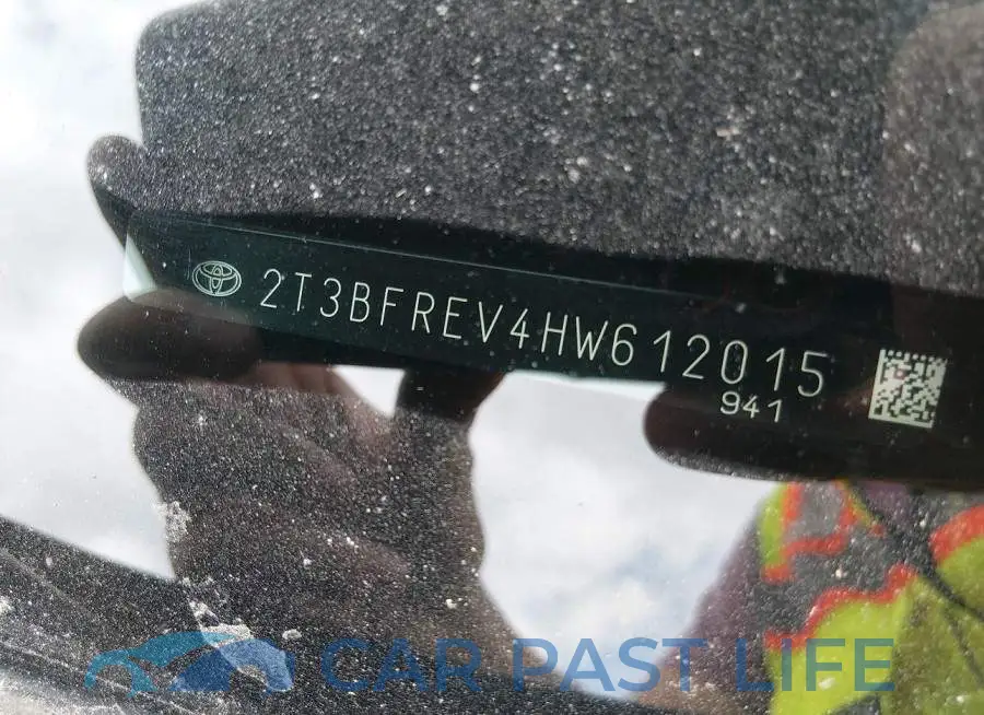 2T3BFREV4HW612015# 9