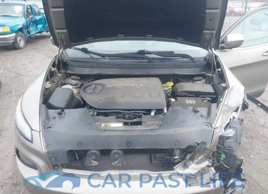 1C4PJLCS4HW624063# 10