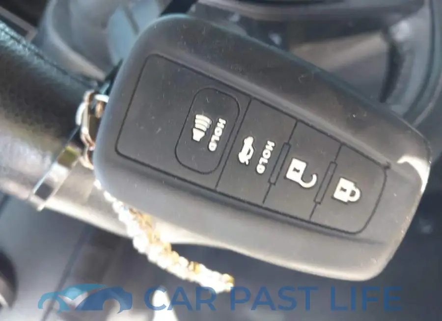 4T1T11AK5PU111609# 11