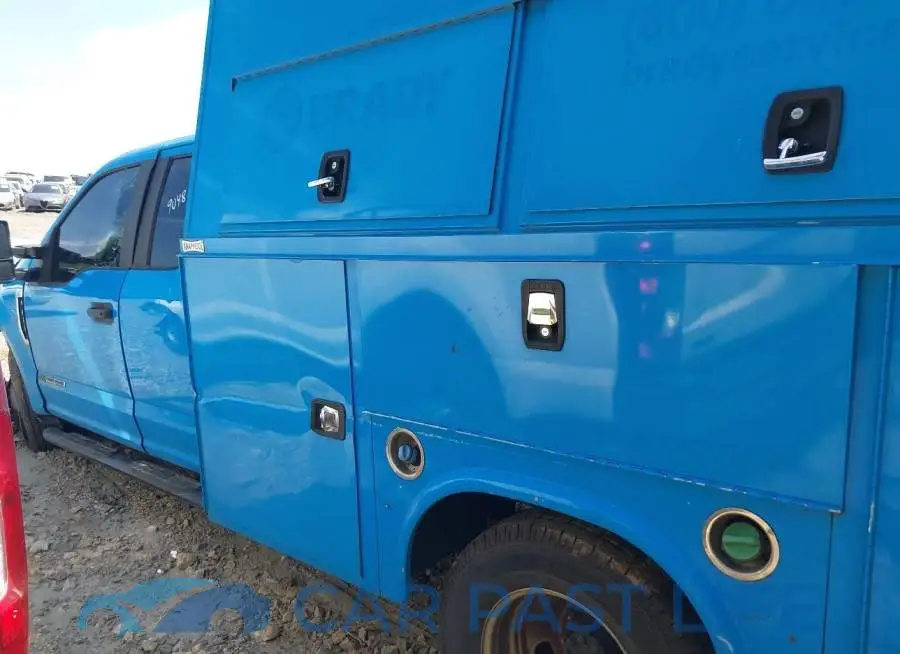 1FD8X3GT9JEC29048# 14