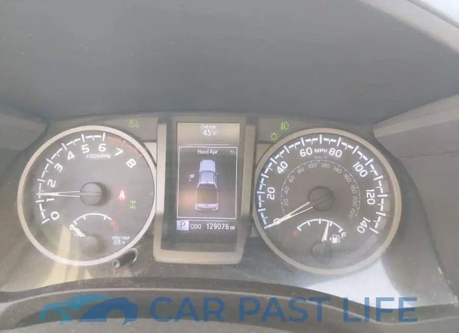 3TMCZ5AN0KM192076# 7