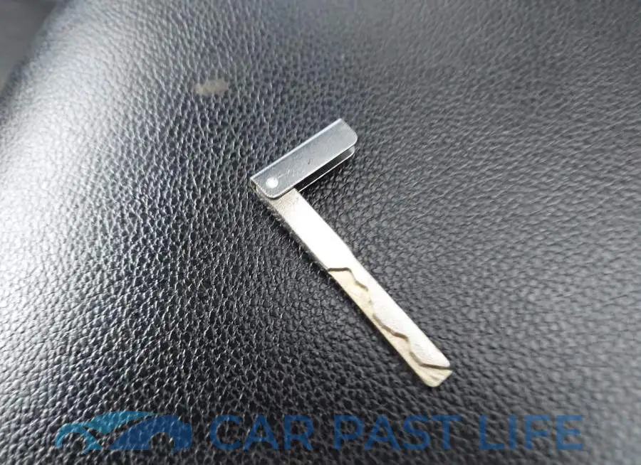 SALCR2BG1GH598001# 11