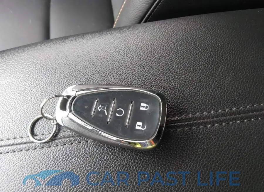 3GNAXNEV7KS611180# 11