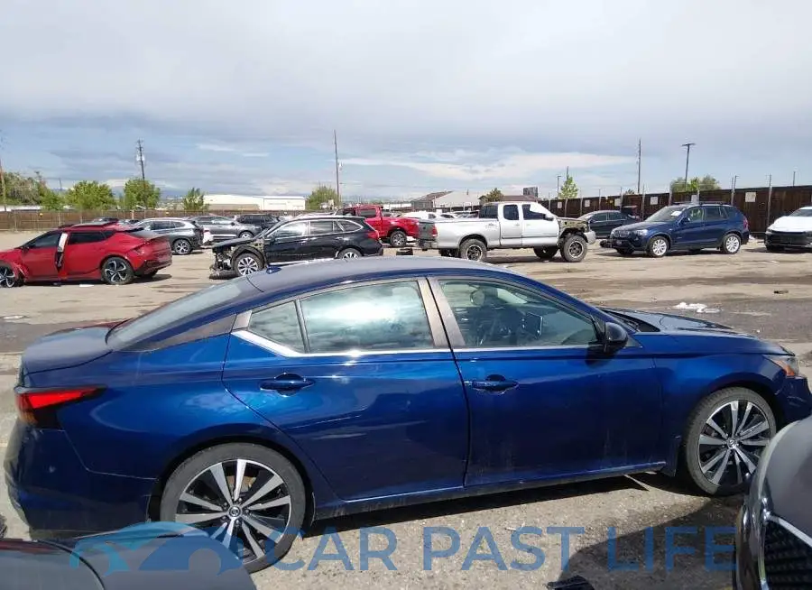 1N4BL4CV6LN317700# 13