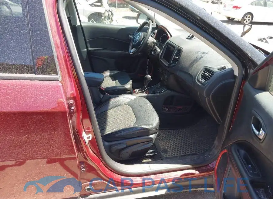 3C4NJDDB7MT519917# 5