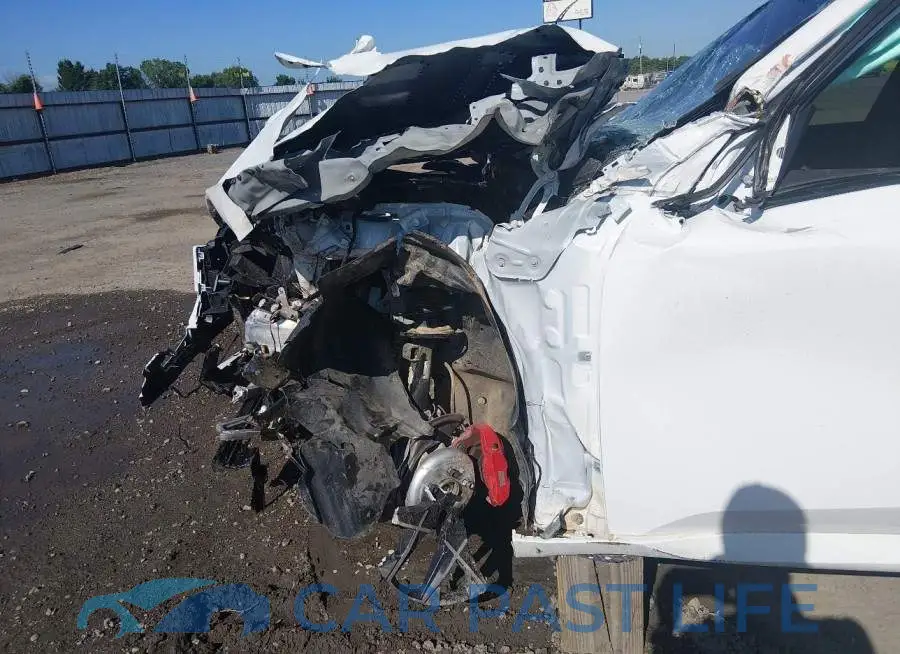 5UX53GP06T9403443# 18