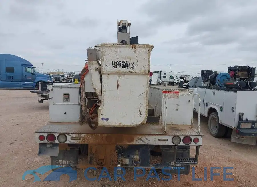 3C7WRNBL2KG616496# 16
