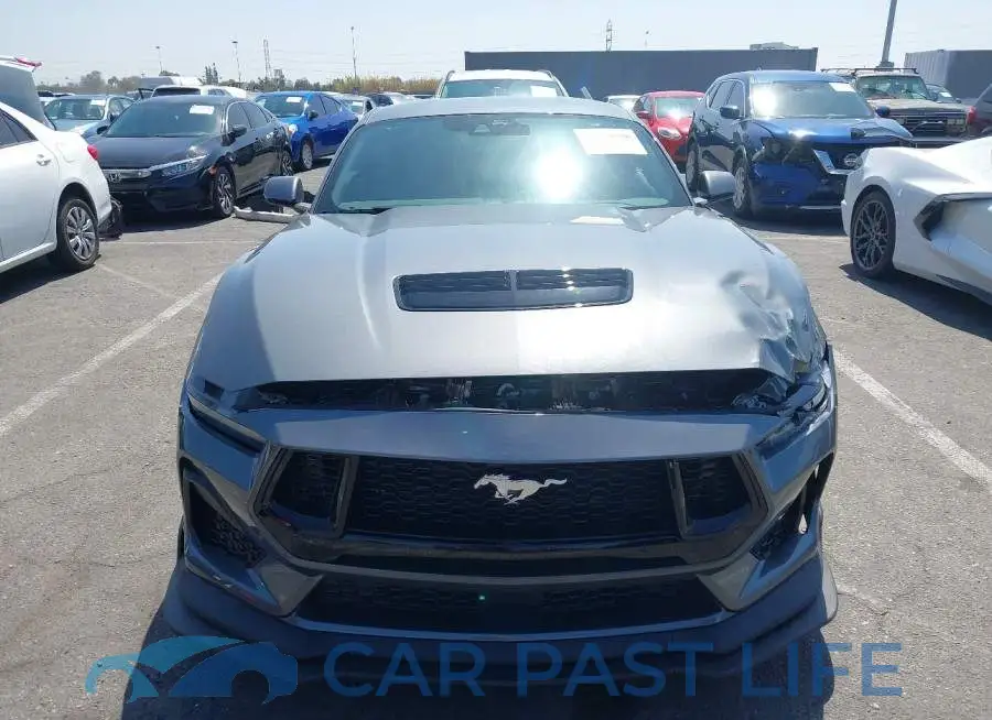 1FA6P8CFXT5400763# 12