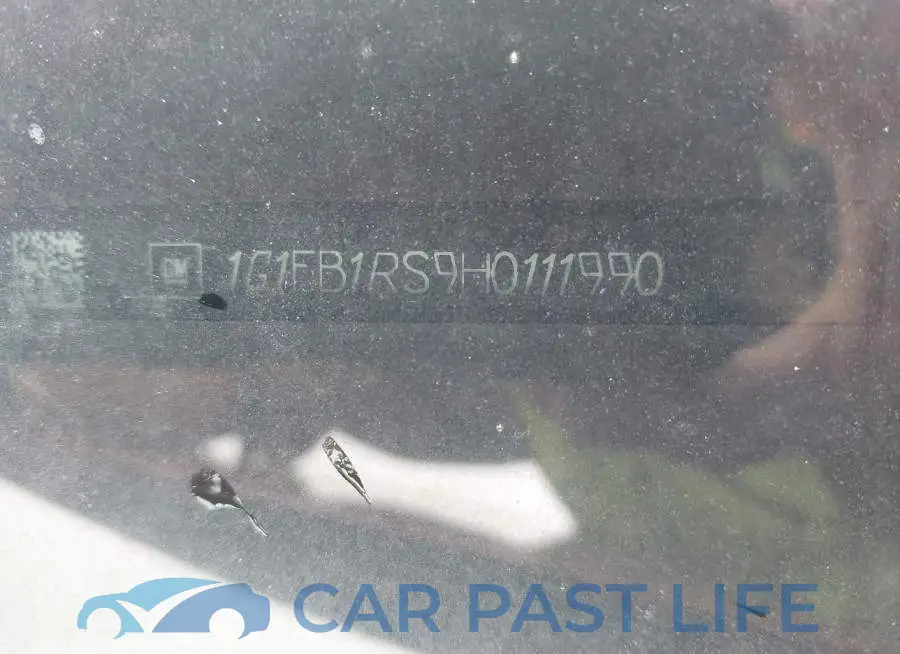 1G1FB1RS9H0111990# 9