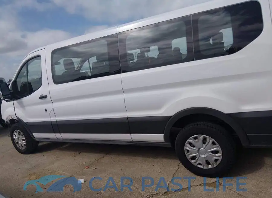 1FBAX2Y83SKA63806# 14