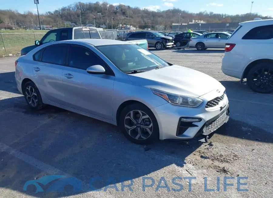 3KPF24AD4LE221528# 1