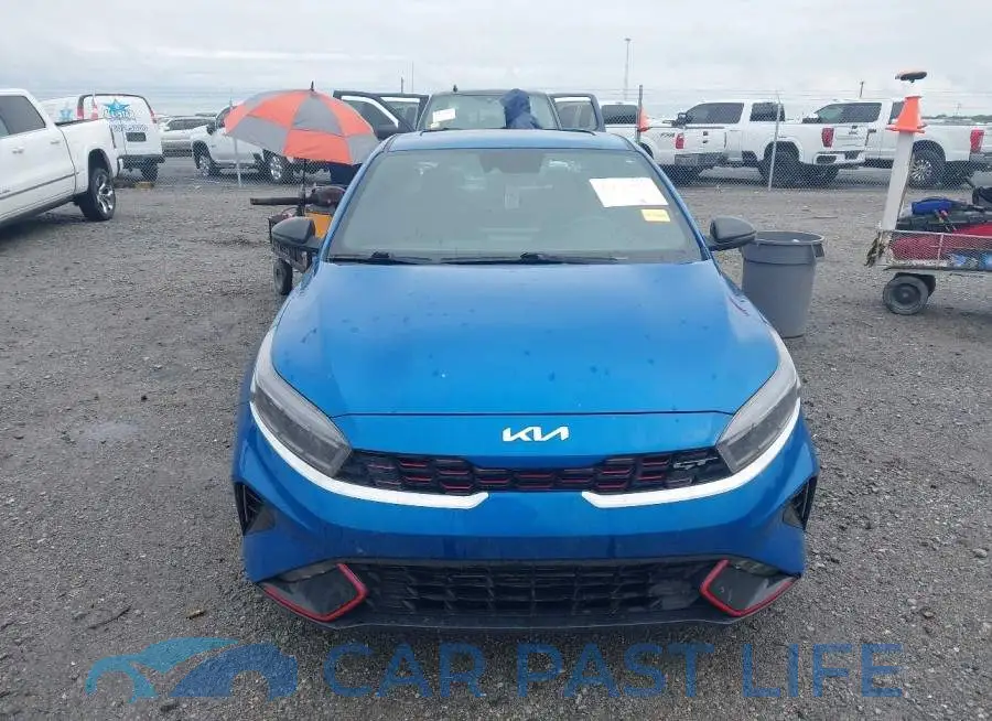 3KPF44AC8RE715997# 12